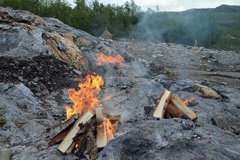 Norway-Melsvik-chert-quarry-bonfires
