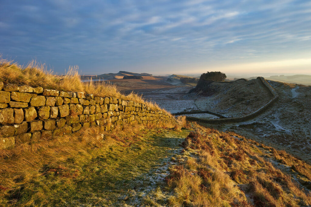 Features - The Wall at the End of the Empire - Archaeology Magazine ...