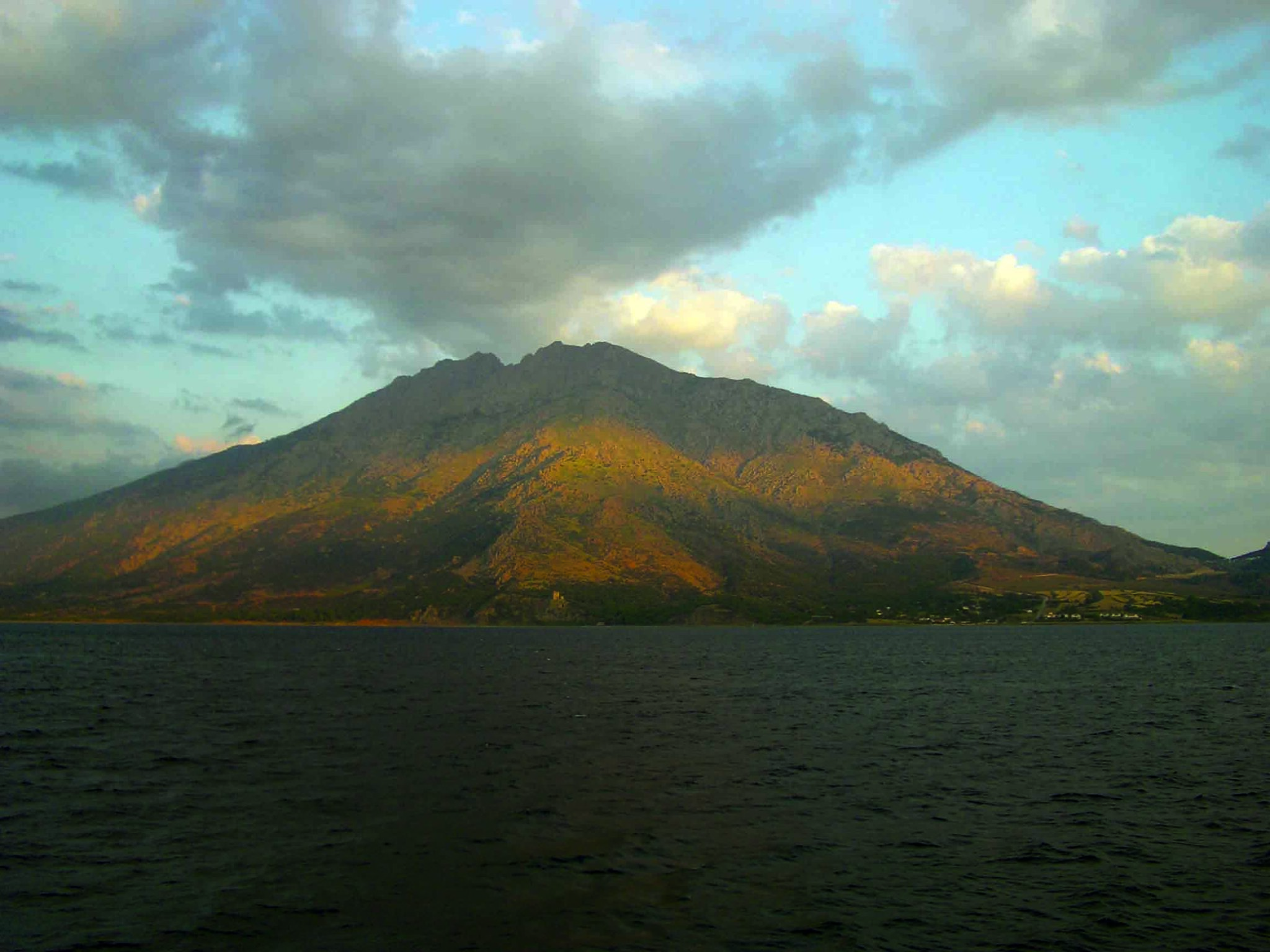 Features - Secret Rites of Samothrace - Archaeology Magazine ...