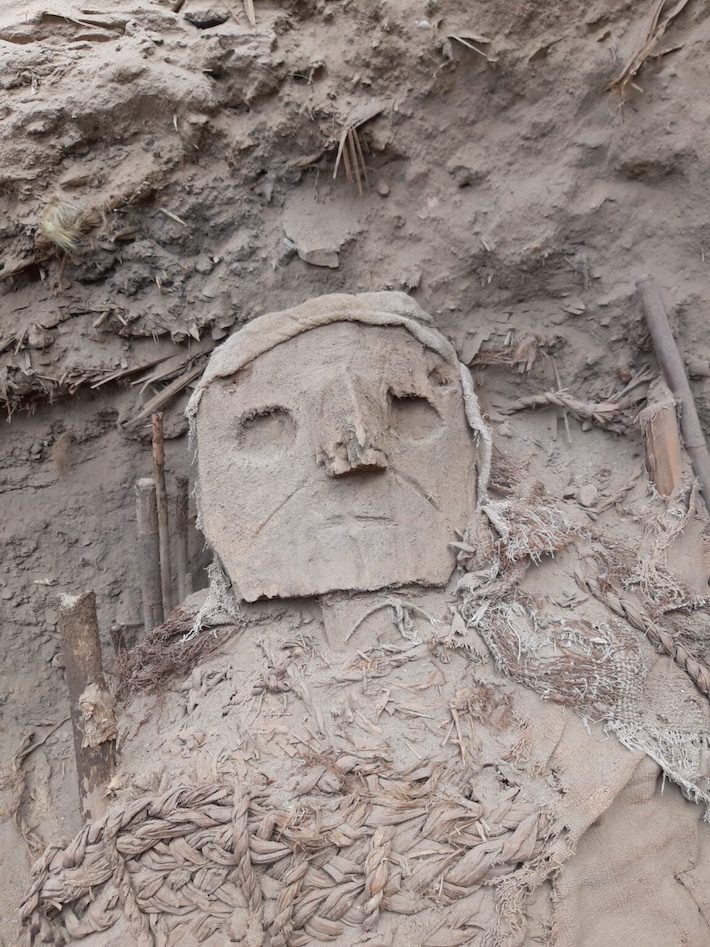 Peru Wood Mask