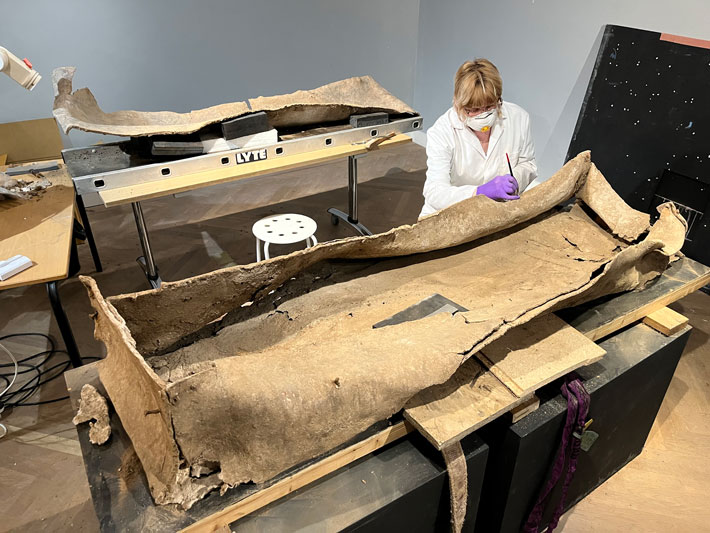 England Roman Coffin