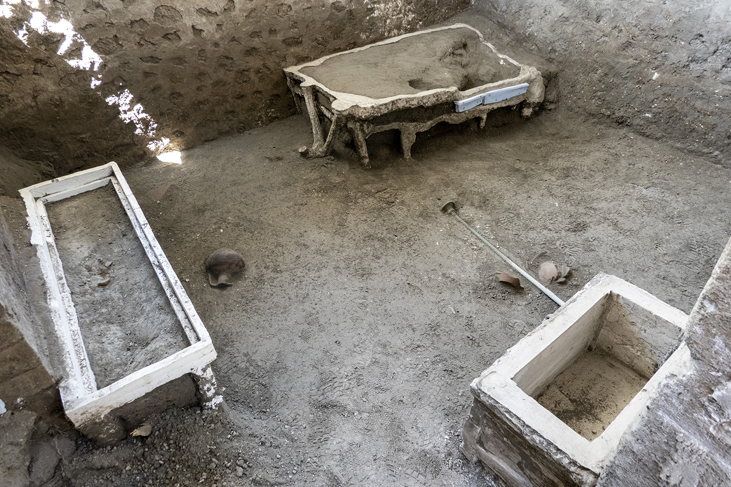 Bedroom in the house where the victims' skeletons were found