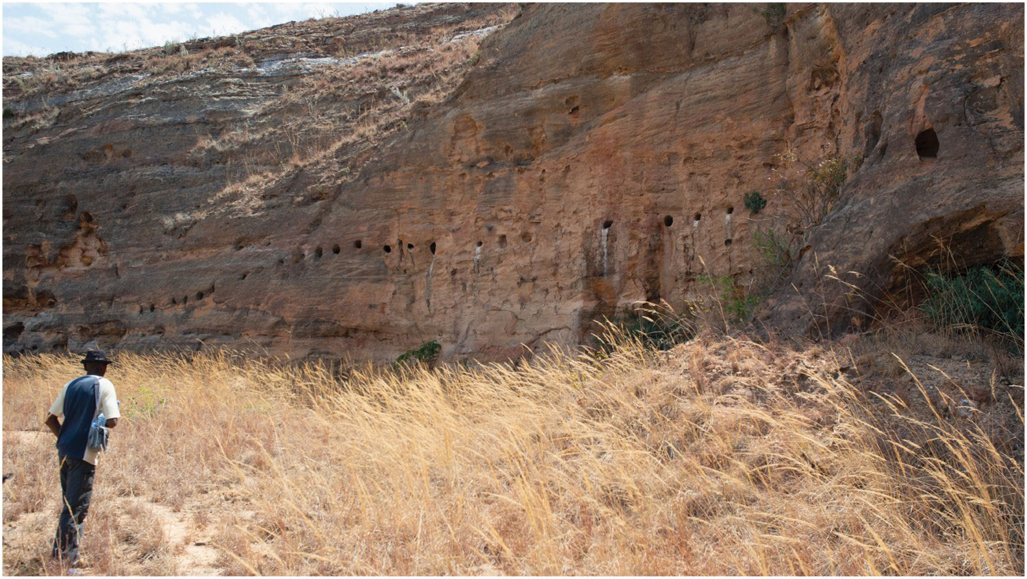 35 circular rock-cut niches, Teniky, Madagascar