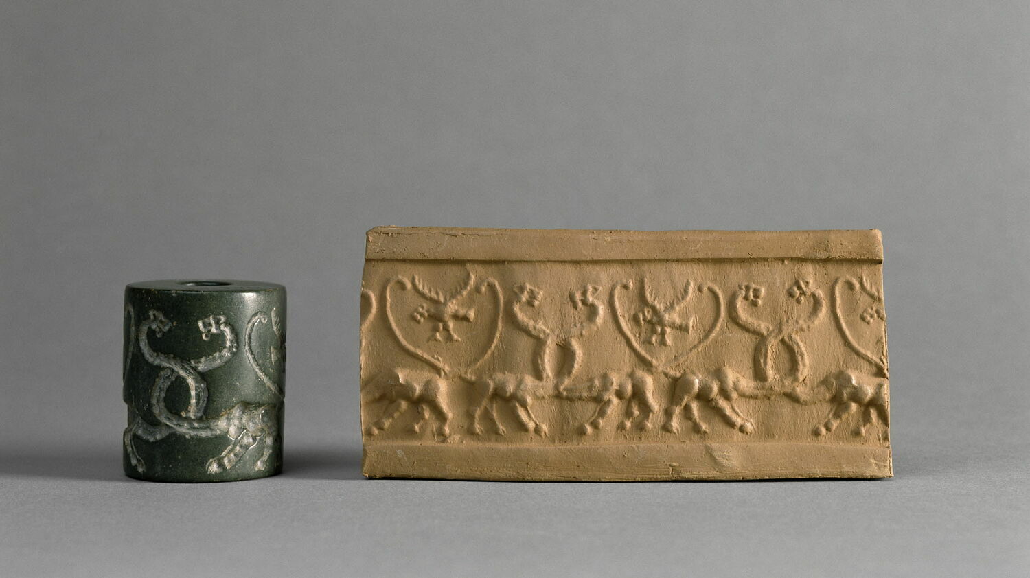 Cylinder seal (left) and its imprint on clay (right)