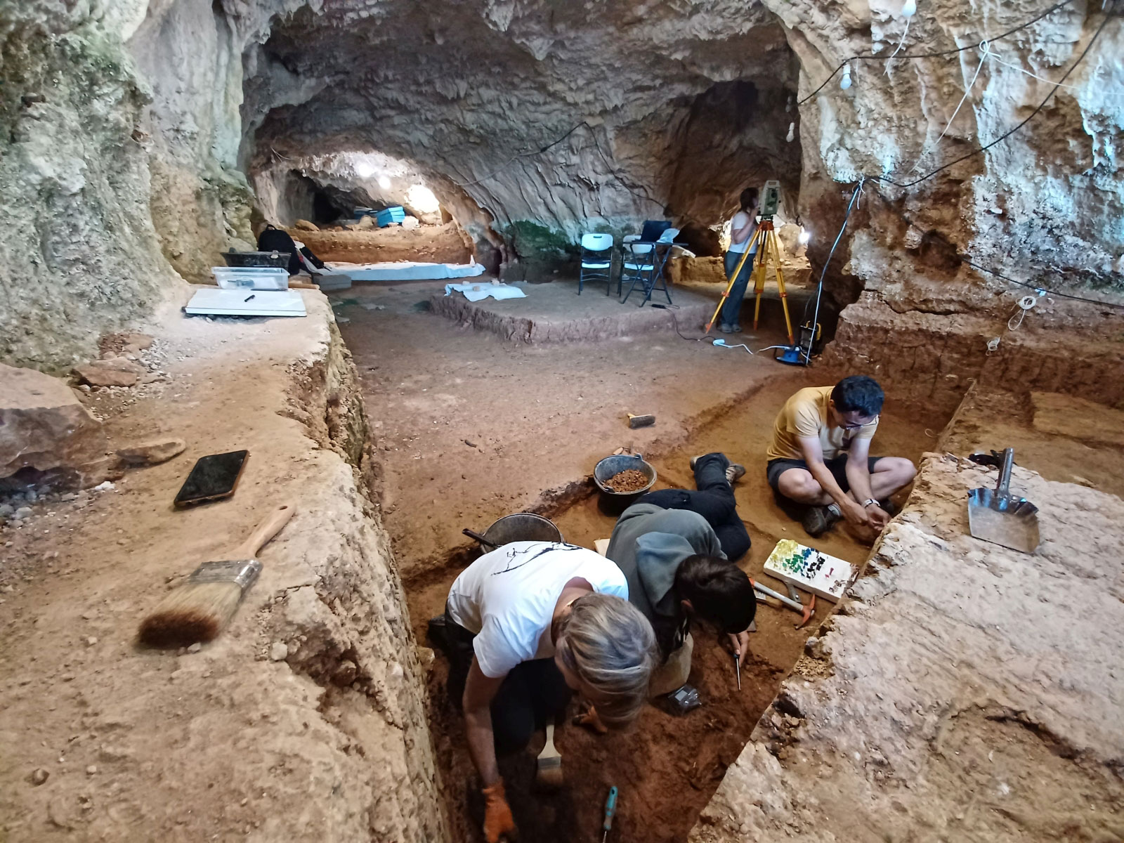 Excavation, Prado Vargas Cave, Spain