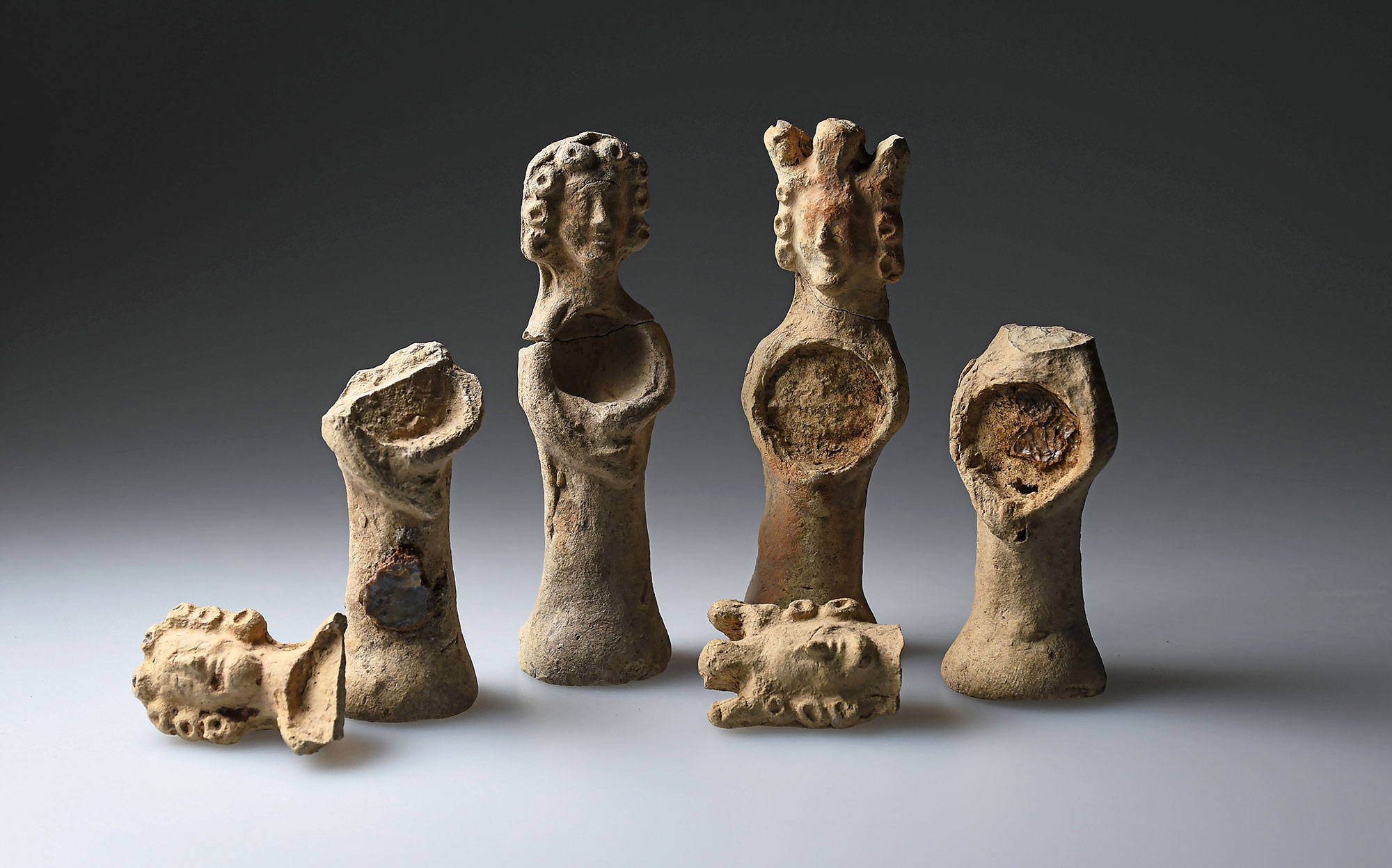 Female ceramic statuettes from the 14th century