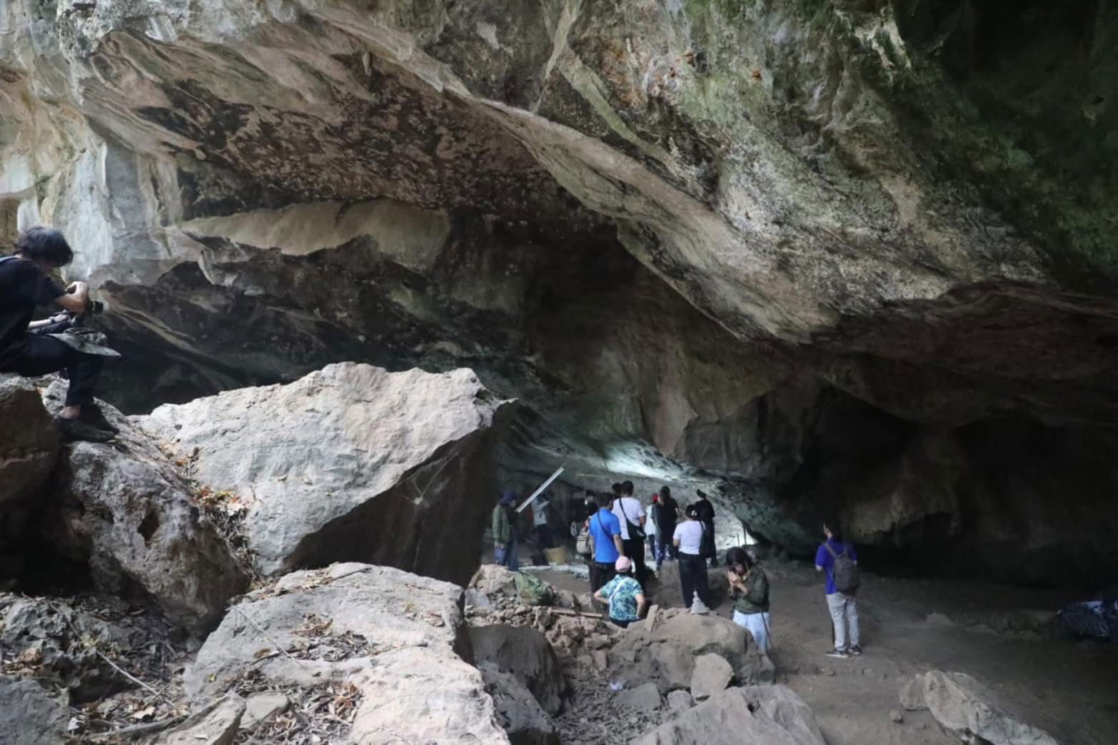 Tham Din Cave, Thailand