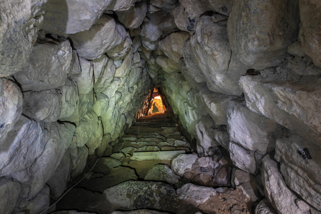 Stone tunnel at Nerik descending to a water source