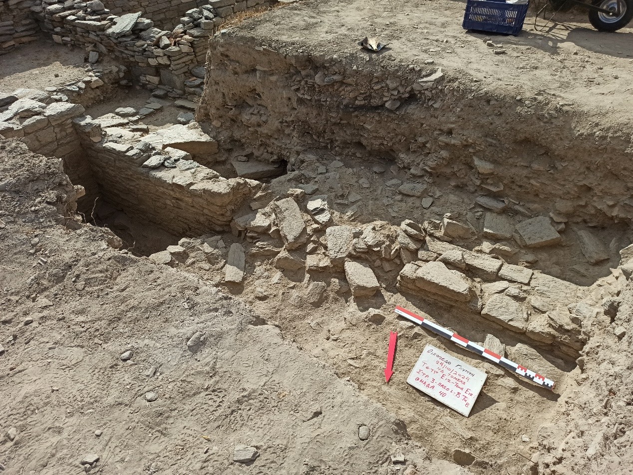 Excavation of possible marble workshop, Paros, Greece