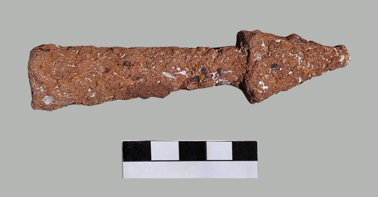 Iron dart point