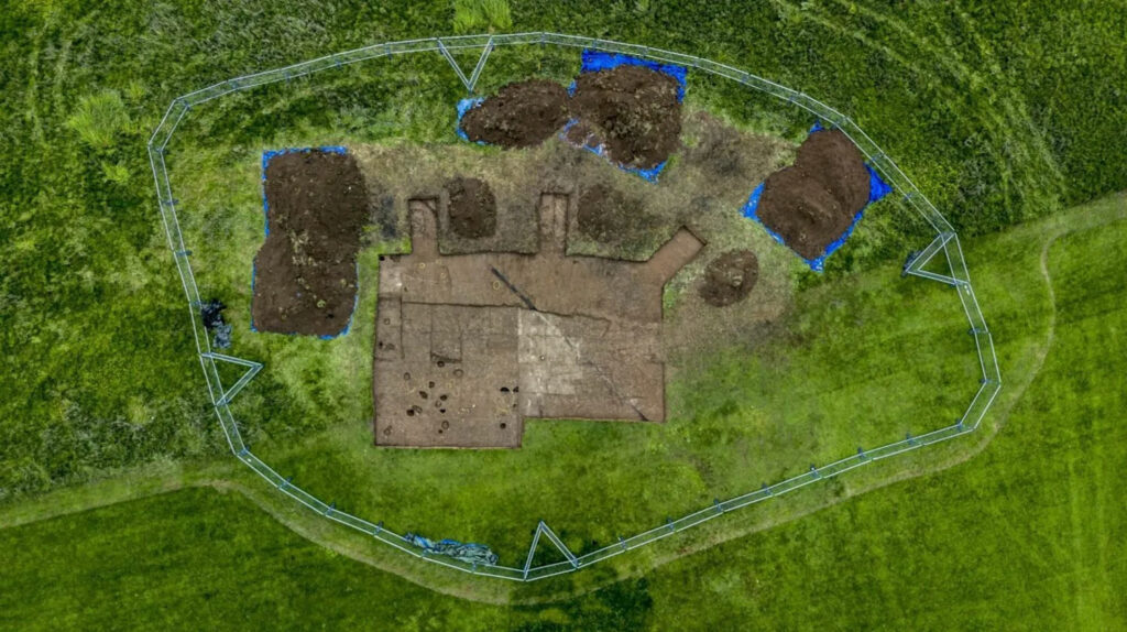Aerial photo of Bronze Age pits uncovered at Trelai Park, Cardiff, Wales