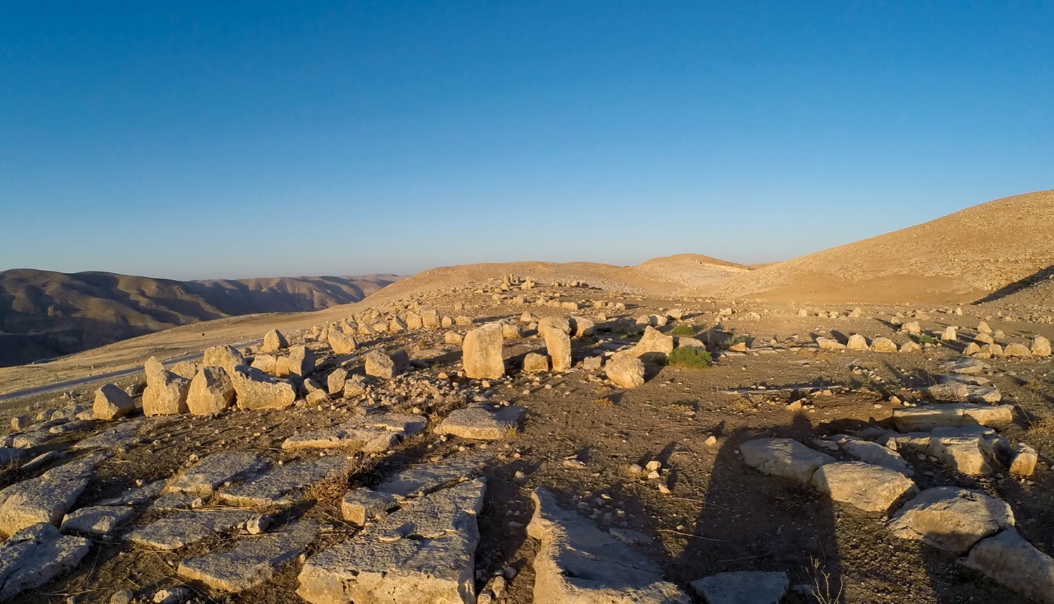 Standing stones on central knoll, Murayghat, Jordan