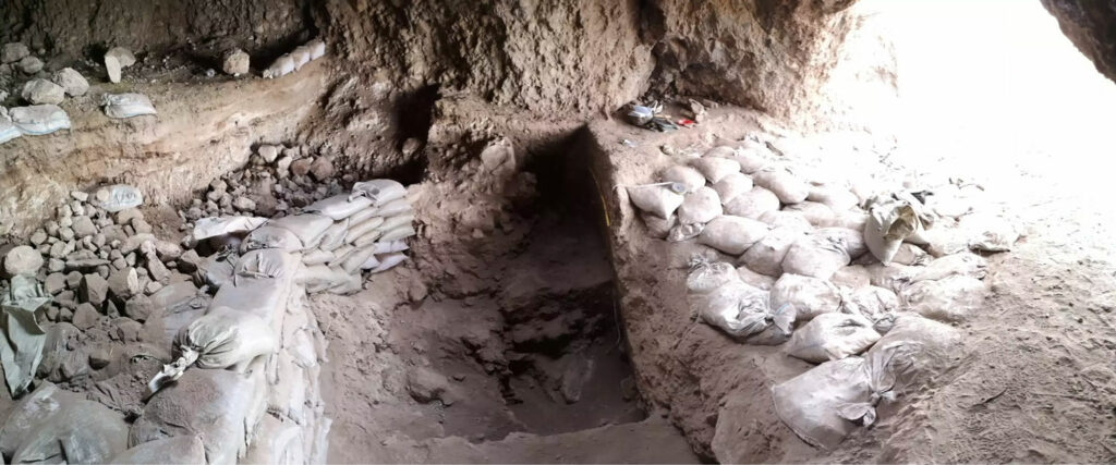 2019 excavations in Toda Cave, Uzbekistan