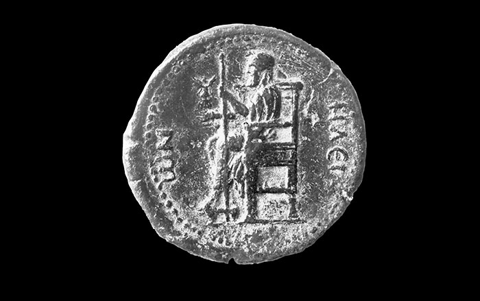 Coin showing statue from the Temple of Zeus at Olympia