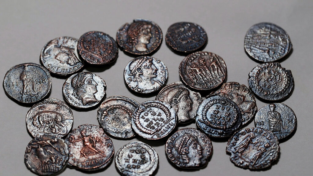 Coin hoard