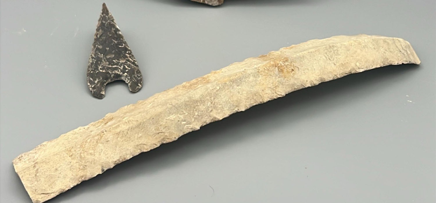 Arrowhead and blade