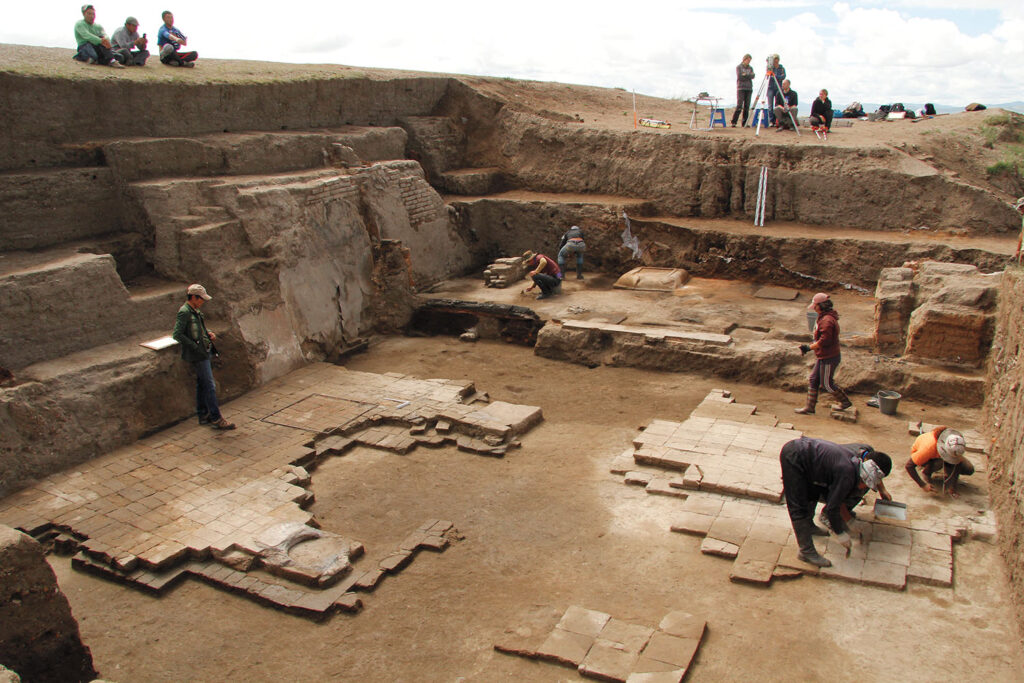 Excavations atop an artificial plateau in Karabalgasun revealed a palace complex