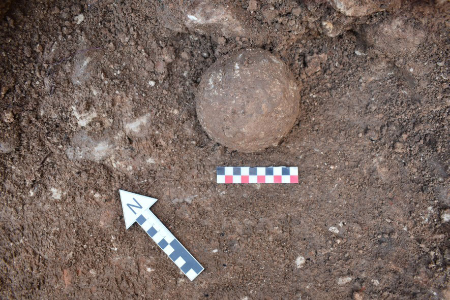 Spherical stone ball, Colina de los Quemados, Spain