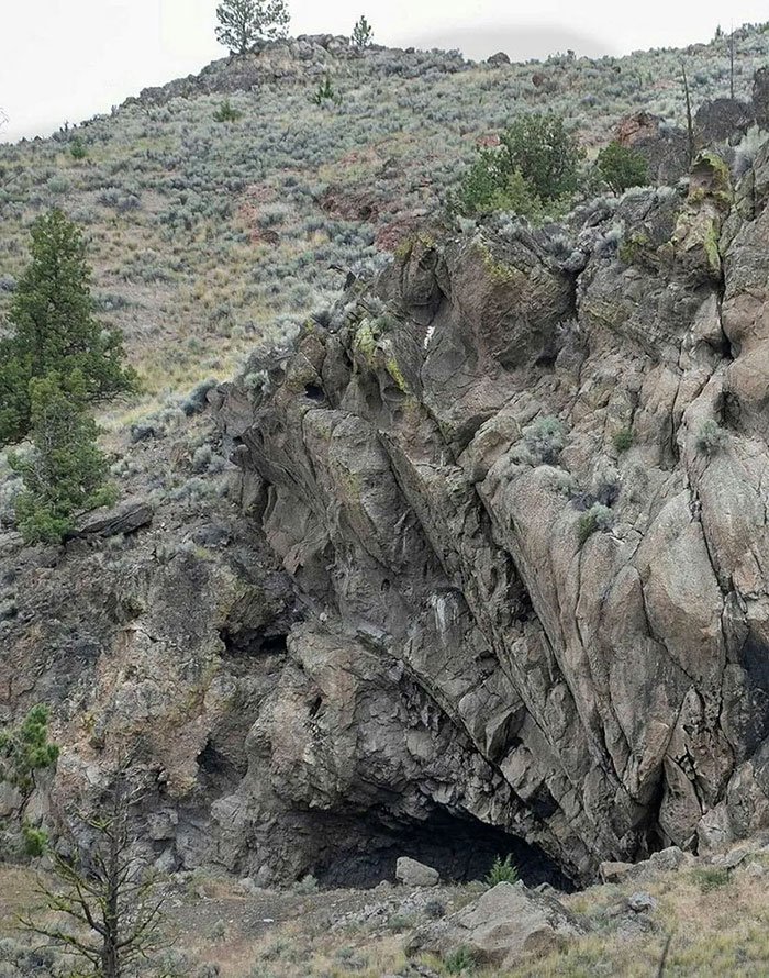 Cougar Mountain Cave, Oregon