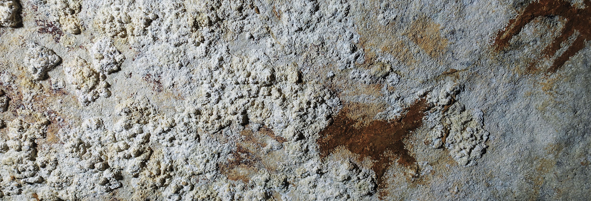 Hand stencil, Metanduno Cave, Indonesia