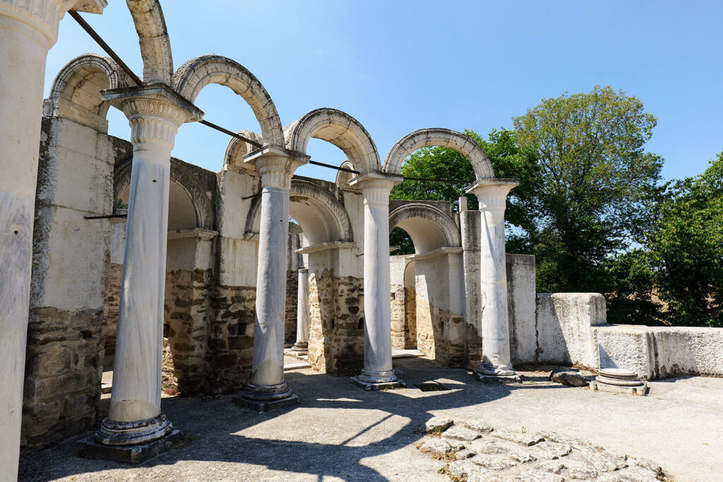 A rotunda-style church bulging with apses