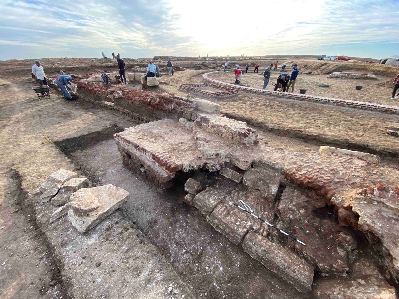 Excavation of ritual complex, Tell el-Farama, Egypt