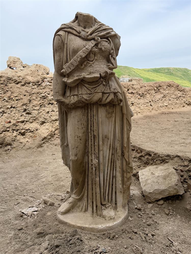 Marble statue of Athena, Laodicea, Turkey