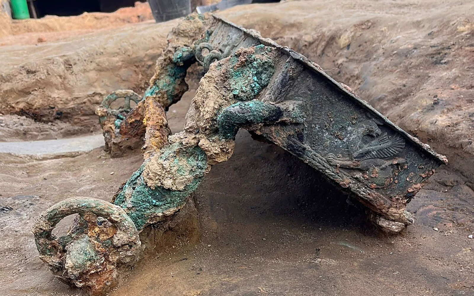 Bronze chariot in situ, Casas del Turunuelo, Spain