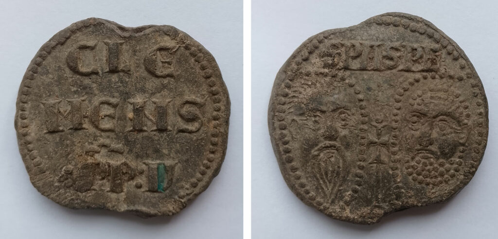 Front and back views of papal bulla