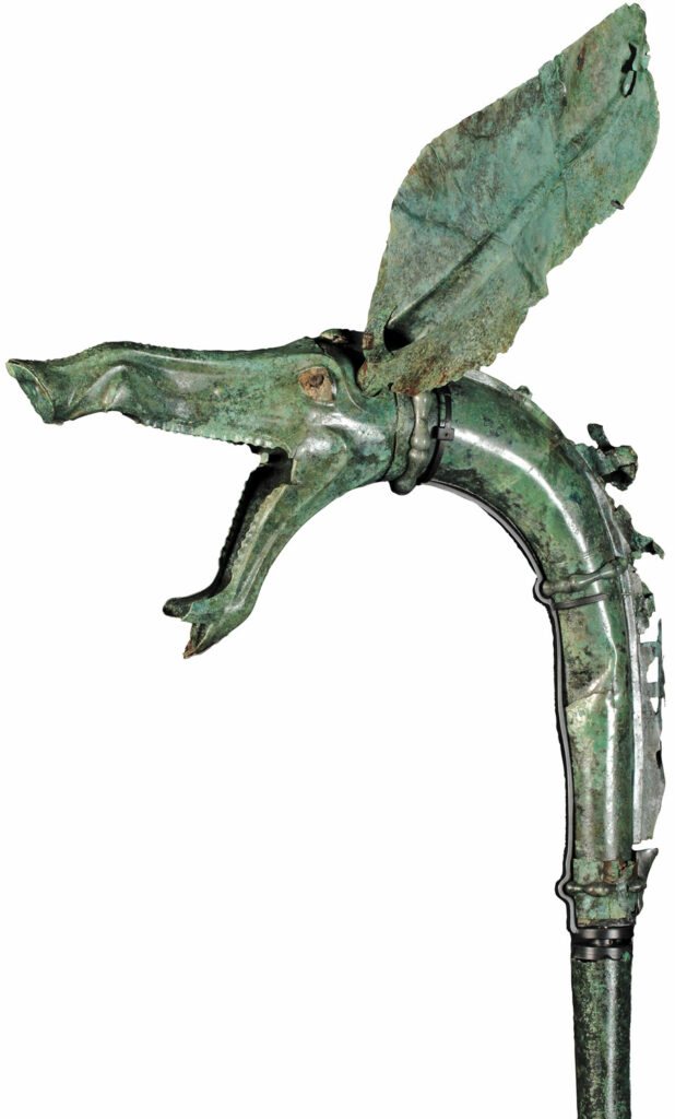 Boar-headed carnyx