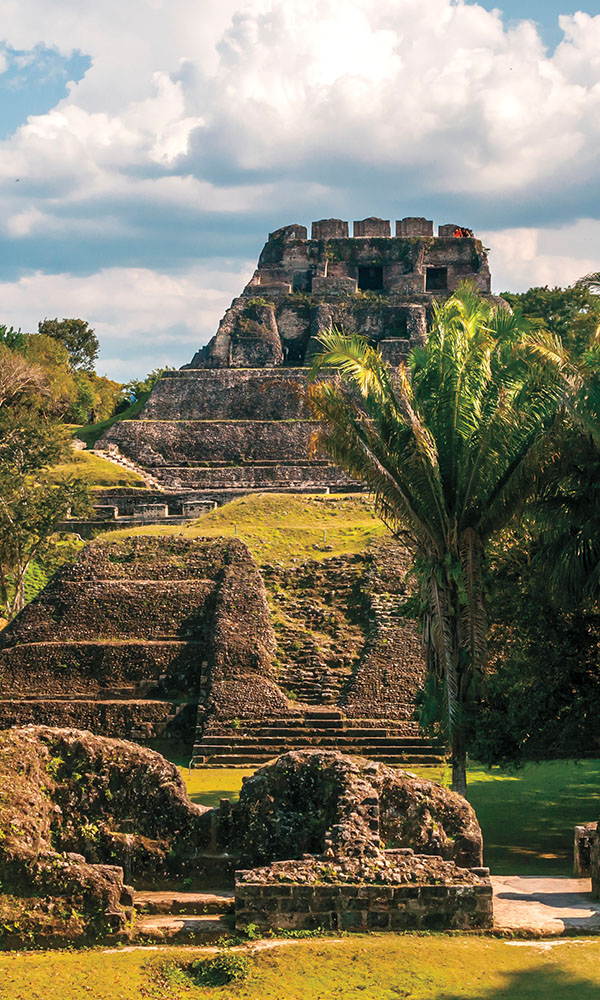 El Castillo, Xunantunich, Belize