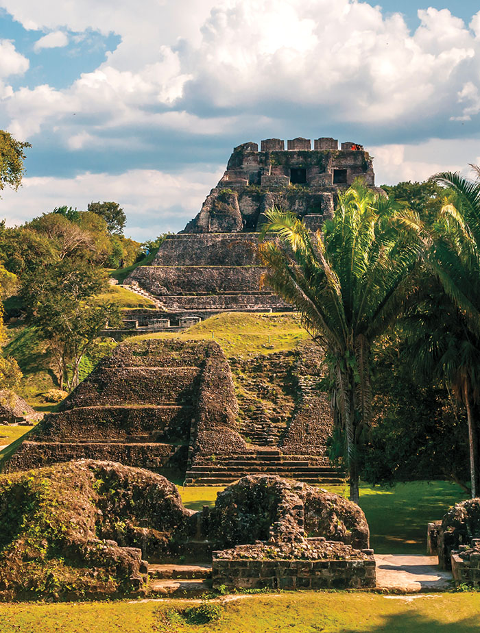 El Castillo, Xunantunich, Belize