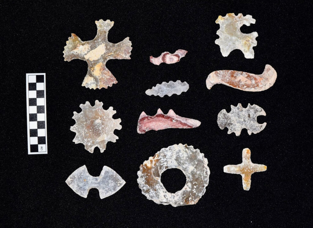 Chert eccentrics