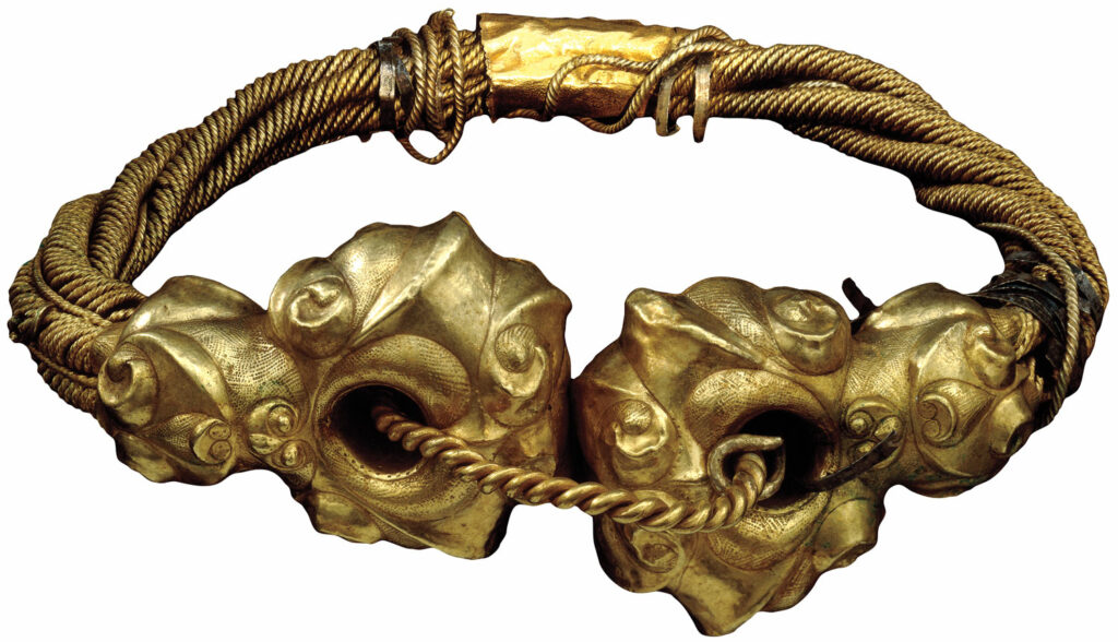 The grotesque torc