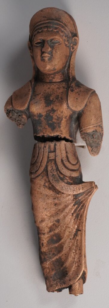 Bronze statuette of a woman