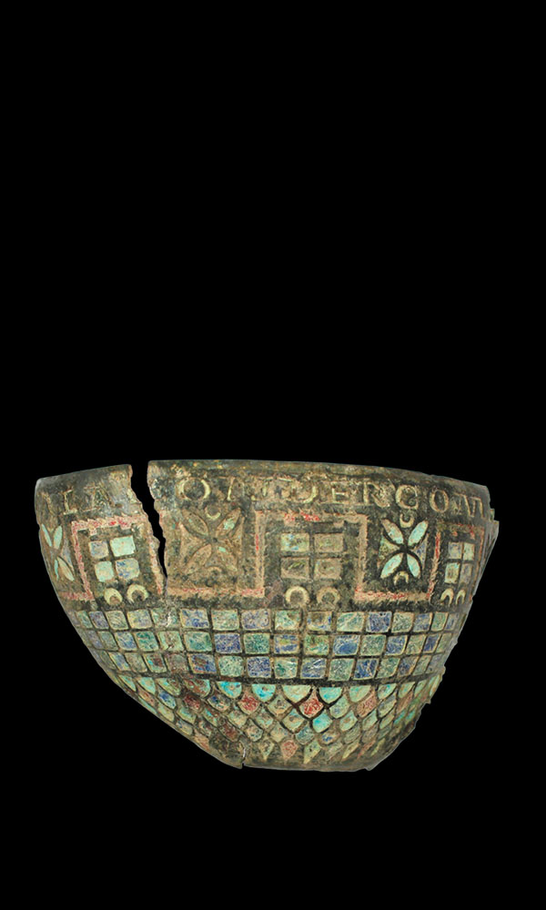 Bronze cup fragment