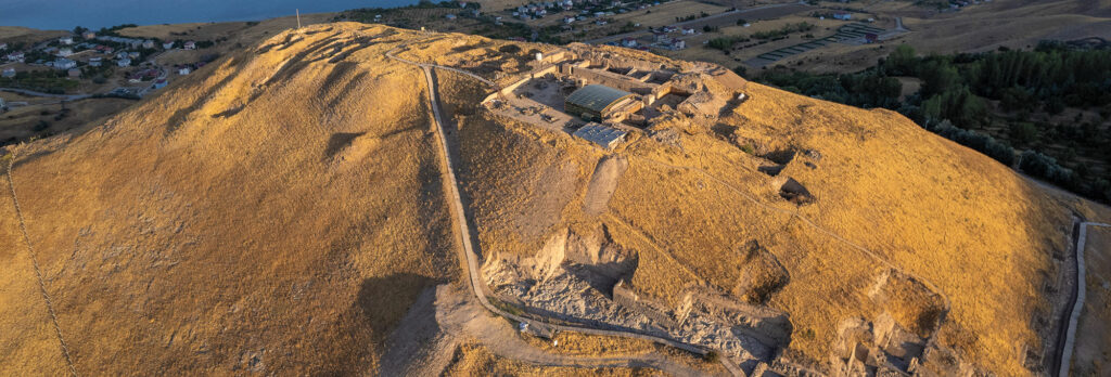 Ayanis citadel