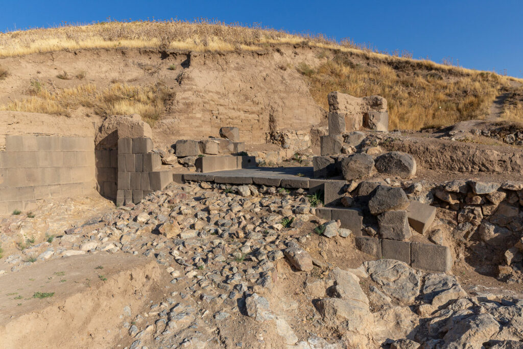 Ayanis citadel gateway