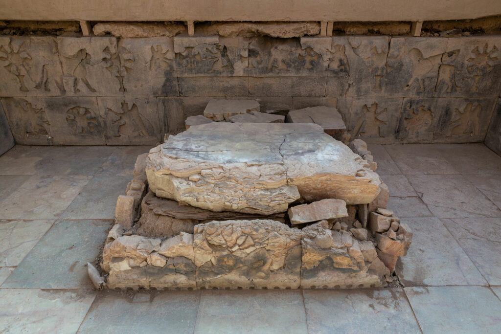 Ayanis temple complex podium