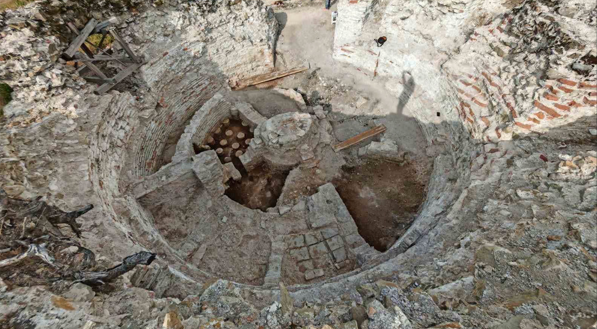 Circular Roman bath, Vrelo-Sarkamen, Serbia